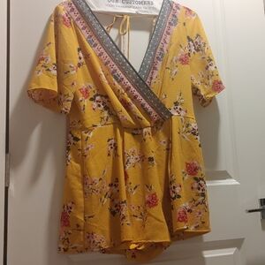 Trixxi Mustard Floral V-Neck Blouse